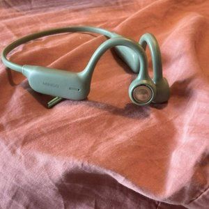 Miniso on ear headphones